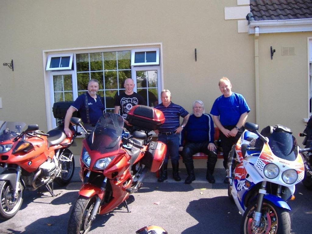 Riverwalk House B&B Oughterard Eksteriør bilde