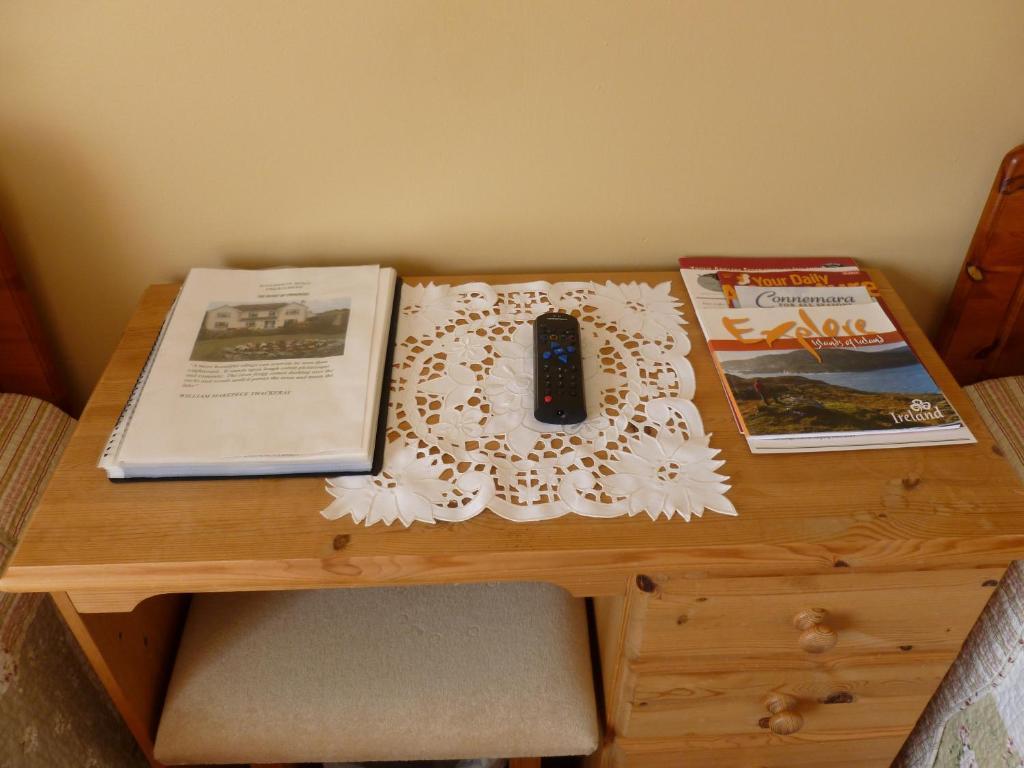 Riverwalk House B&B Oughterard Eksteriør bilde