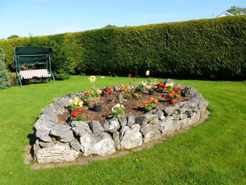 Riverwalk House B&B Oughterard Eksteriør bilde